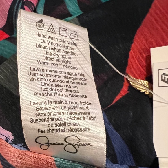 Jessica Simpson Island Paradise Lace Front Dress /Cover Up Handkerchief Hem NWT - Picture 6 of 10